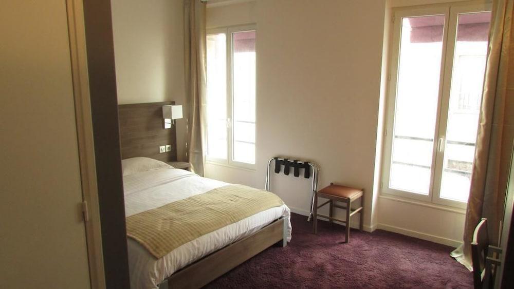 Hotel La Perle Montparnasse Paris Exterior photo